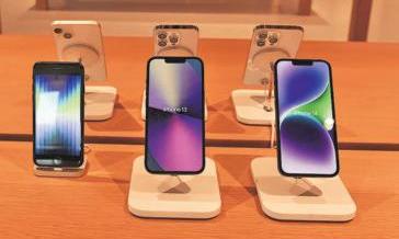 Local gear makers to need tech support from Apple