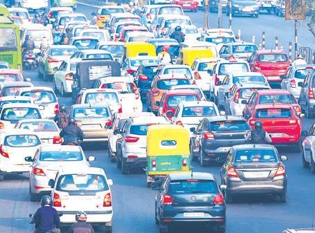 CAFE battle hots up: M&M counters Maruti on relief