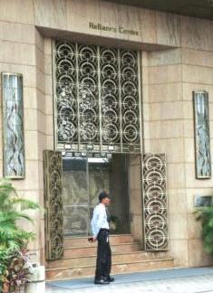 ED Raids 35 Premises, Searches 50 Companies Linked to Anil Ambani