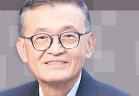 Intel CEO digs in after Trump's resignation call