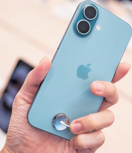 iPhone 16 Top on Mobile Export Ladder in H1