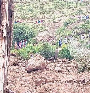 Over 1,000 killed as massive landslide buries Sudan village