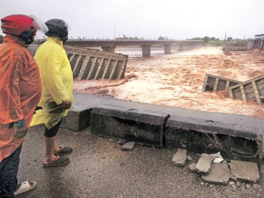 Rain ravage: Tracking infra loss
