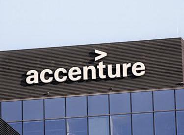 Accenture beats revenue estimates, plans $865 million restructuring