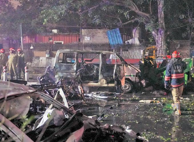 High alert after car blast near Red Fort