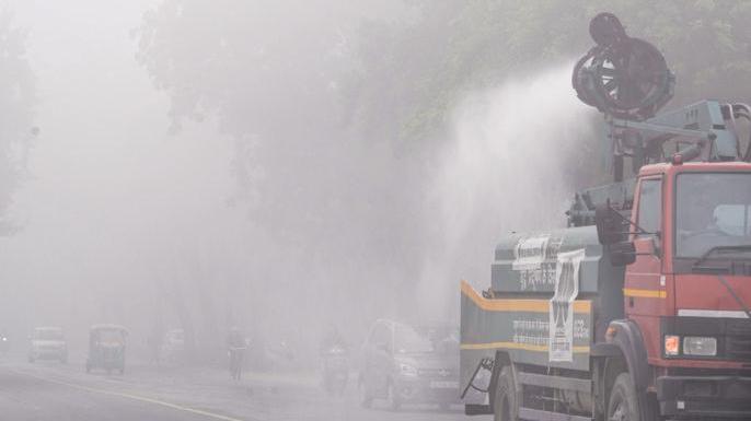Advisories multiply across courts, schools as Delhi-NCR fades into smog