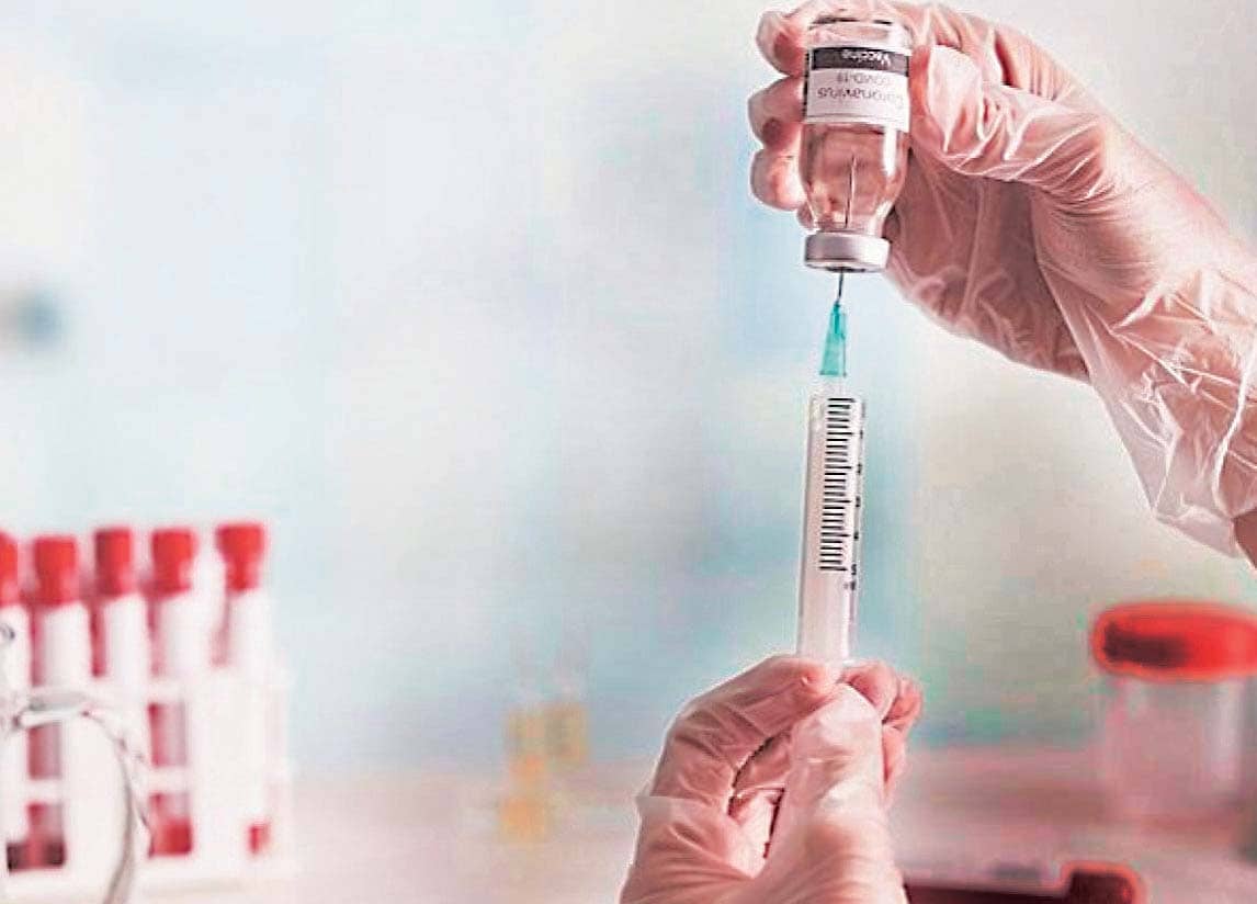 कोविड टीकाकरण में सिरिंज का पेच