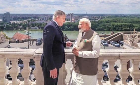 डिजिटल तकनीक, रक्षा व श्रम में साझेदारी