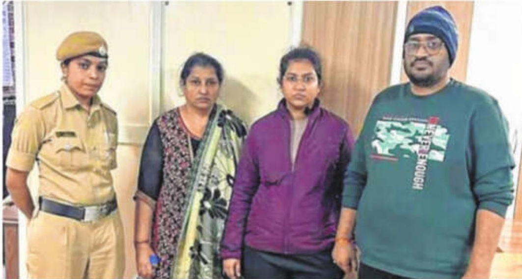 TECHIE'S WIFE, IN-LAWS HELD