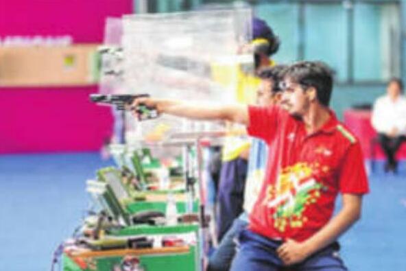 Ex-Army sniper Amir targets Paralympics medal