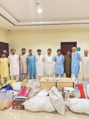 Dubai Police arrest 10 street vendors
