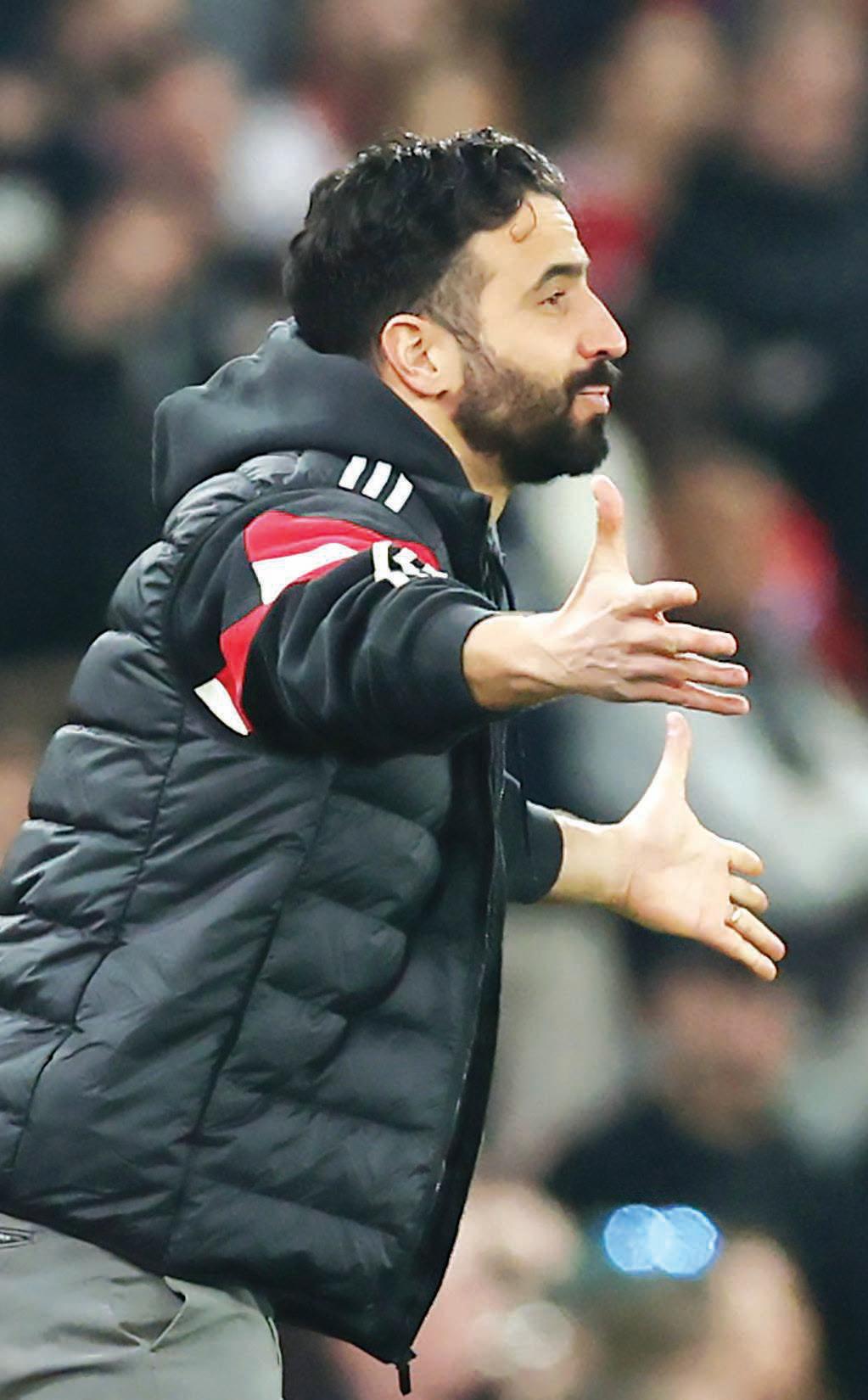 Man.Utd turn to Europa League to save season post miserable show in league