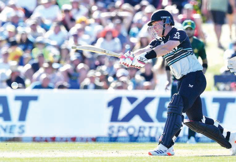 Big-hitting NZ crush Pakistan by five wickets, take 2-0 lead