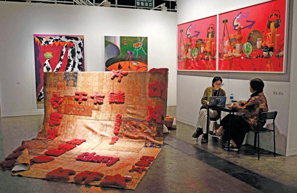 Hong Kong painter draws inspiration from the vibrant city's recent history
