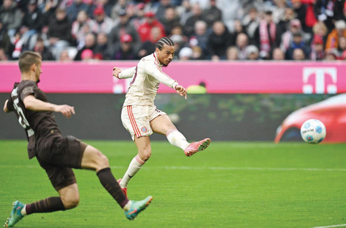 Bayern survive St. Pauli scare to stay on course for German title
