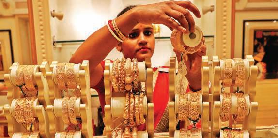 Tariff concerns drive gold to all-time high