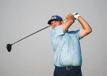 Duo share first round lead at UAE Challenge