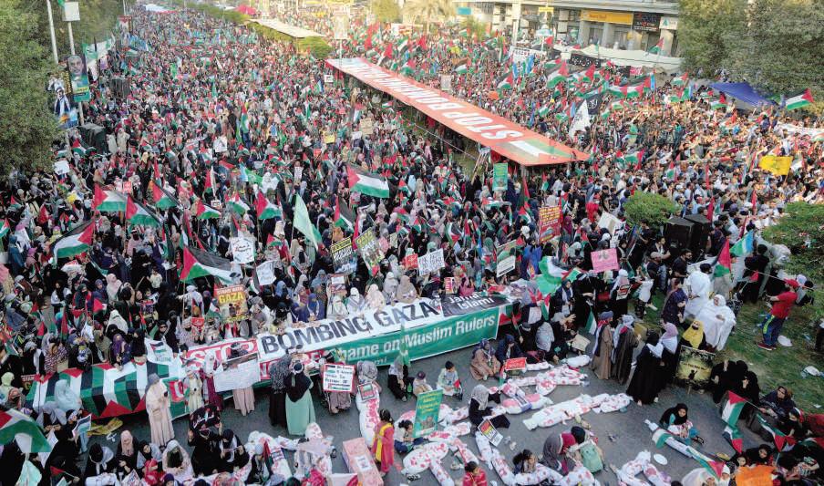 PM demands swift action over killing of 8 Pakistanis in Iran