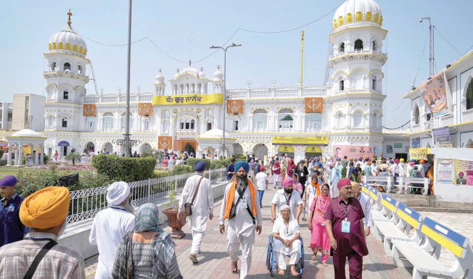 Thousands of Sikh pilgrims visit Pakistan to celebrate 'Vaisakhi'