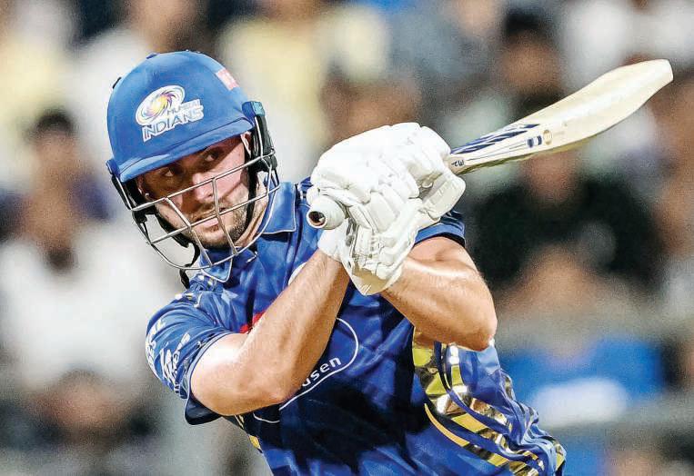 Bowlers set up Mumbai's 4-wicket victory over Hyderabad in IPL clash