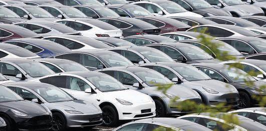 Tesla sales sink again in France, Denmark