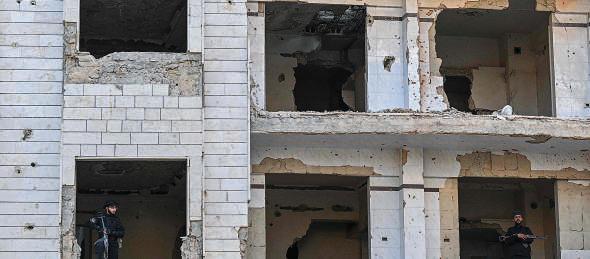 Israeli strike kills 1 in southern Syria