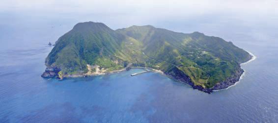 Over 1,000 quakes hit Japanese region