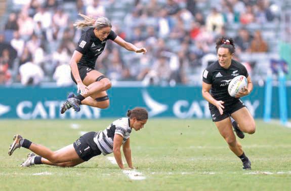 Woodman-Wickliffe off to third WC with Black Ferns, Tui omitted
