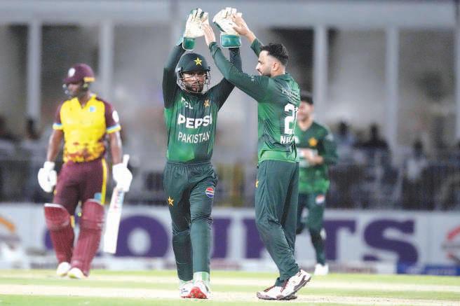 Nawaz's 3-wicket haul helps Pakistan inflict more T20 misery on Windies