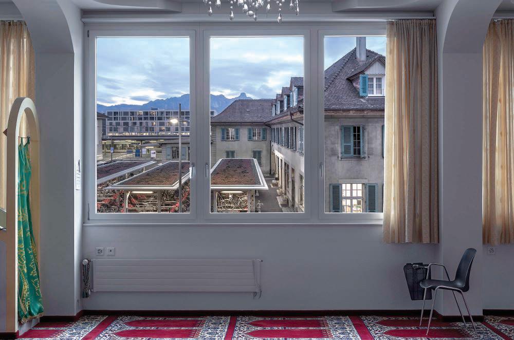 Western views, Eastern eyes: Lensman Marwan Bassiouni soon at Lawrie Shabibi