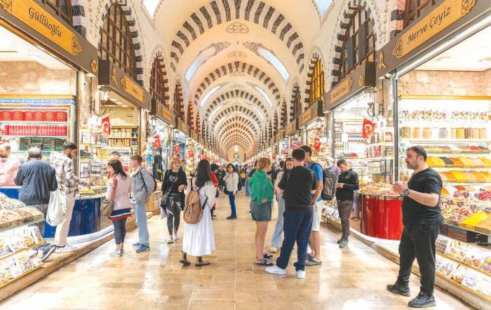 Turkish annual consumer price inflation falls to 33.52% in July