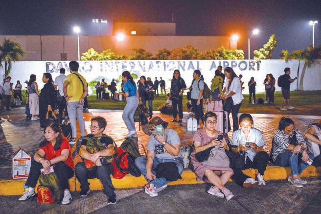14 injured in Philippines aftershock: Rescuers
