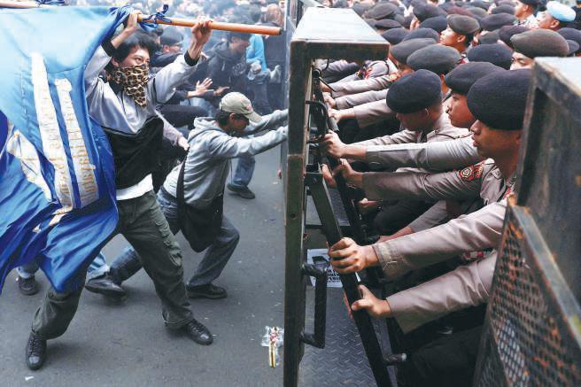 Students stage protest as Prabowo marks a year