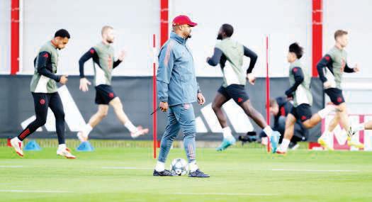 Coach Kompany is happy with fuss-free Bayern contract extension