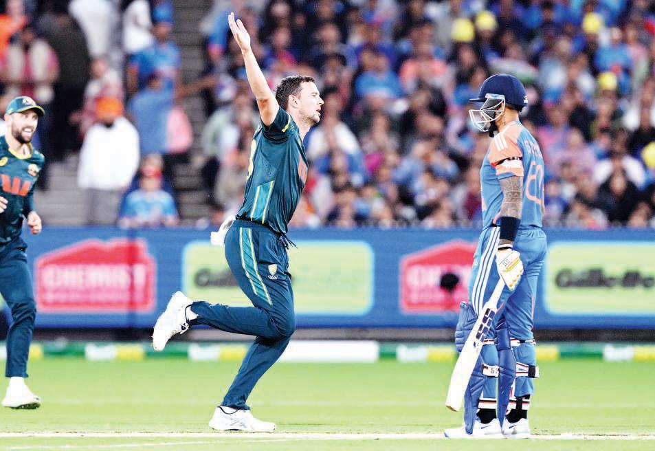 Hazlewood, Marsh help Aussies defeat India by four wickets