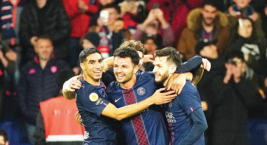 Ramos last-gasp header lifts Ligue 1 leaders PSG over Nice