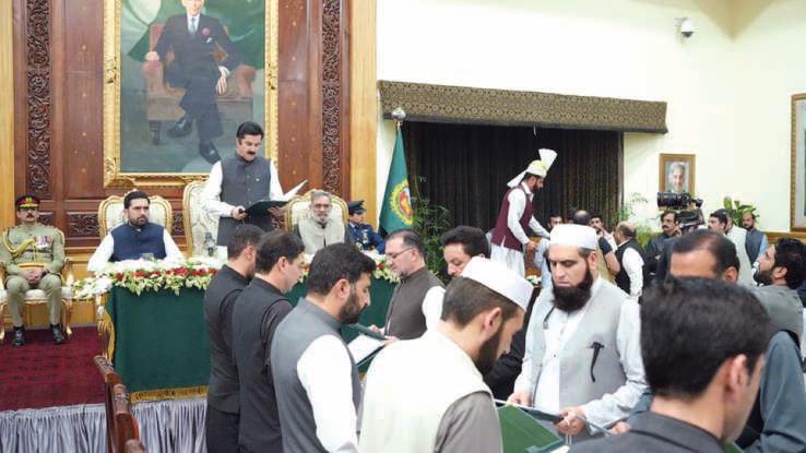 Old faces as 10-member KP cabinet sworn in