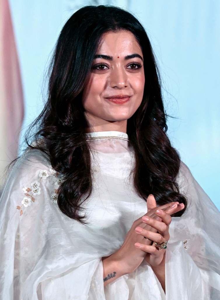 This is how Rashmika reacts when a fan asks her to be his Valentine