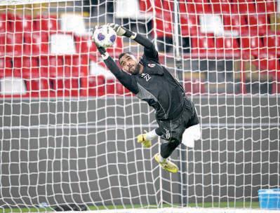 UAE football team get big welcome in Iraq