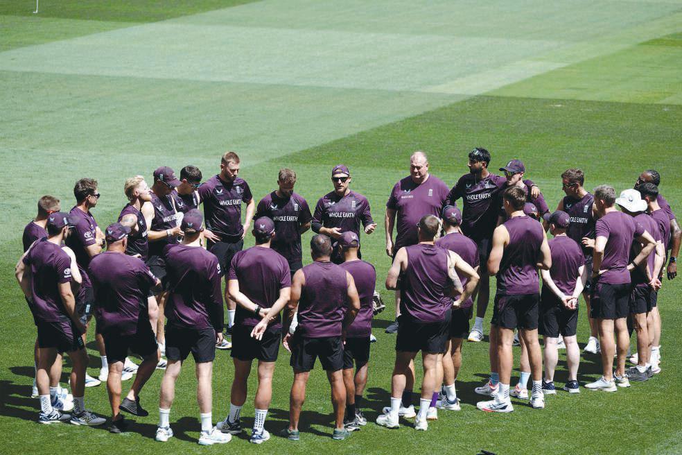 England face daunting task to end Ashes drought in Australia