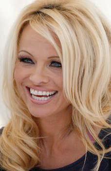 Let’s stop celebrating celebrities simply posing makeup-free