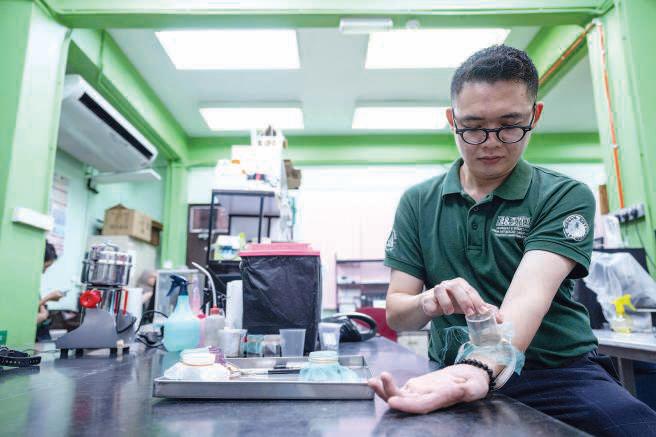 Experts recruit bed bugs as crime scene sleuths