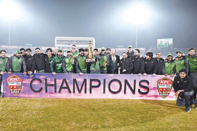 Pakistan spin out Lanka for paltry total to claim T20 tri-series final