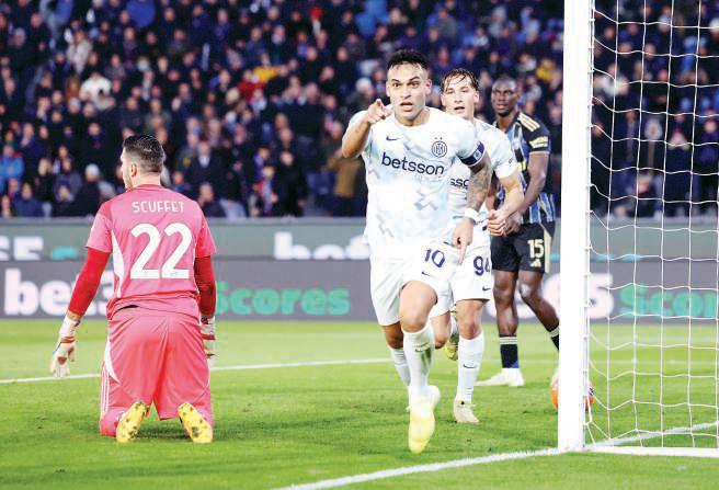 Martinez double at Pisa keeps Inter on heels of Serie A leaders Milan