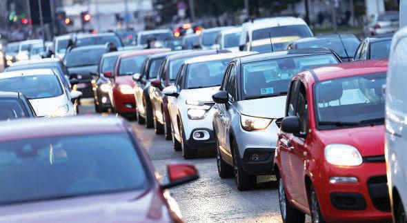 Italy's new car sales flat in November