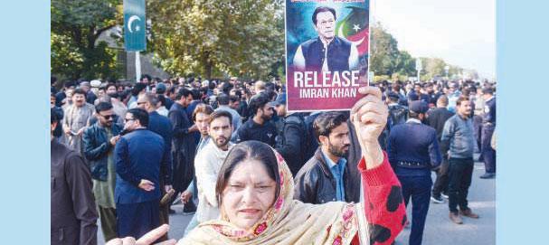 UN torture expert decries Imran's detention