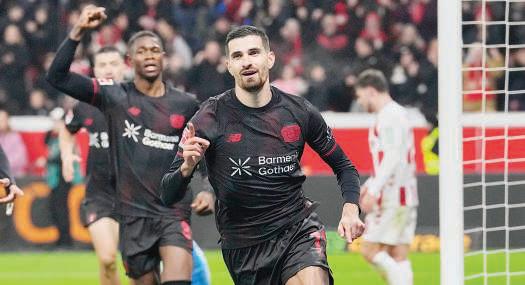 Terrific Terrier backheel helps lift Leverkusen back to fourth