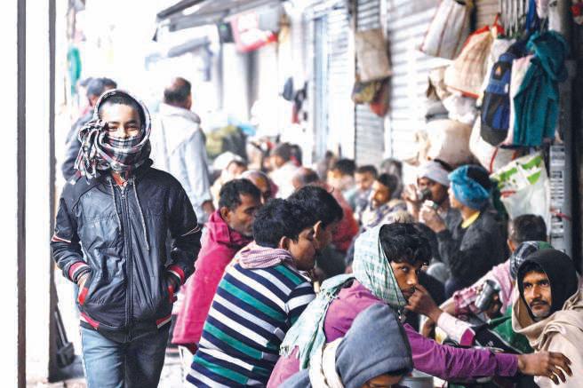 Delhi CM vows to tackle pollution, waterlogging