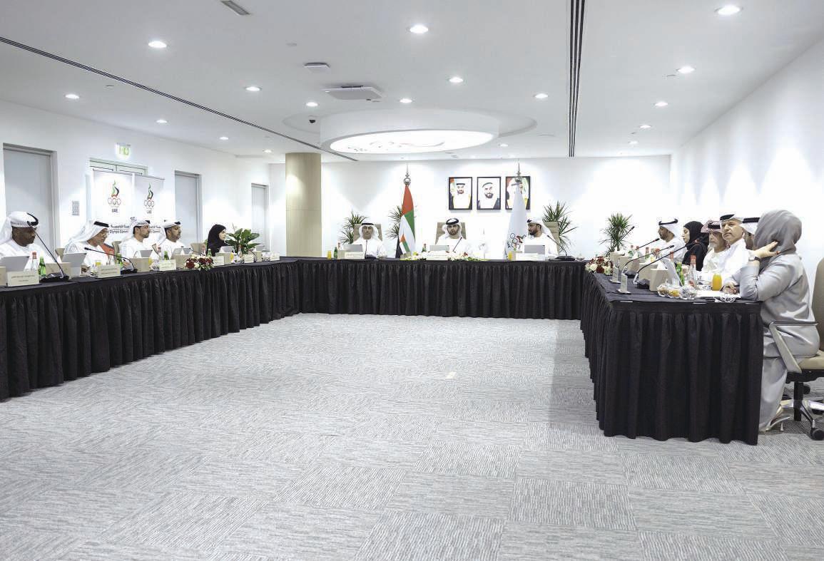 Sheikh Mansoor hails Emirati athletes as role models for youth