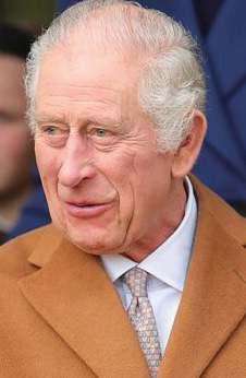 Diana's staff sought to upstage Charles, new documents show